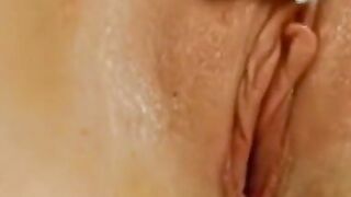 Traceys-Adult-Dildos-Playtime-HD - Solo Female Orgasm with Tracy Rose & Big Toys
