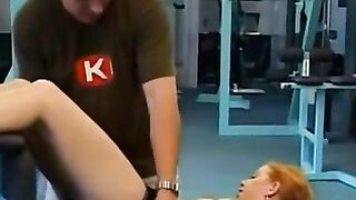 Sporty babe rides her man's rough penis to orgasm - Old-style athleticism with passionate sex!
