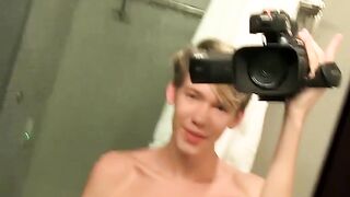 Solo Bathroom Masturbation - Twunk's Hot Jackoff Session