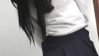 Pee-Soaking Panties #2 - Outdoor Teen Faces Splash in Public