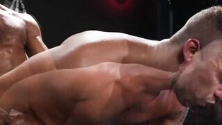 Muscular Hunk ZOD BLACKK Fucks SEANXAVIERS Raw Anal Action