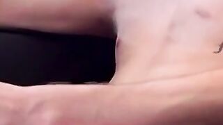 Smokin' Hot Feets - Foot Worship & Jerking Off