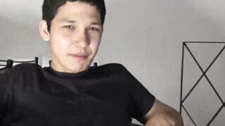 Big dicked Latino straighty blown before bareback session
