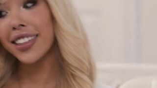 Hot wild TS babe is craving hot sex