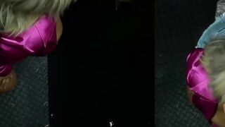 Bubble Butt Platinum Blondie Alexis Kay Sucks & Swallows Huge Load