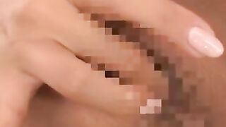 Mature Kaede Niiyama likes to masturbate with a sextoy