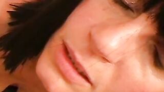 Pretty bimbo enjoys deep fanny bang
