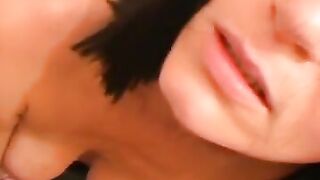 Pretty bimbo enjoys deep fanny bang