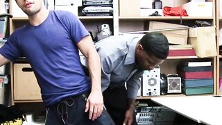 Busted shoplifter gets fucked to get away with it