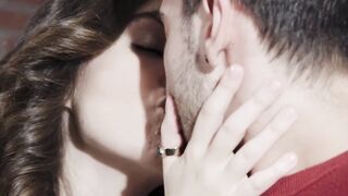 Freya Parker seduces and promises handsome dude an intense blowjob