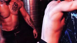 Bodybuilder Davin Strong loves the feeling of fist fucking his two buddies