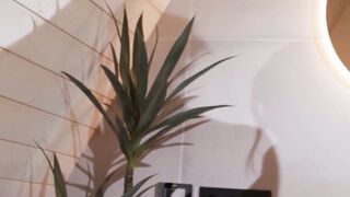 Natural Babe LilyA Exposes Her Sexy Body in Riveting Solo