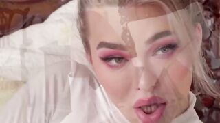 Window Cleaning Hunk Fucks His Boss' Ass - Crossdresser Sissification