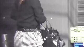 Exposed! Hidden Cam Shows Pee Breaks of Hardworking Japan Workers