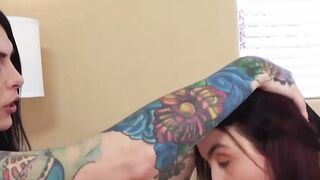 Transgender VIXEN Chelsea MARIE Fucks Herself Hard & Facializes For Viewer's Pleasure