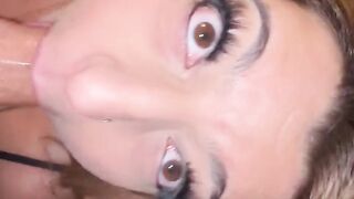 Brazilian Babe Puts on an Erotic Striptease Show - Brazzers