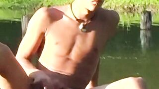 Outdoor Masturbatorio Solitario de Bella Italiana - Hot Italian Solo Male