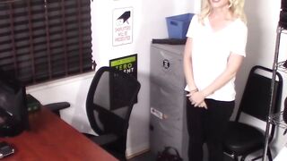 Pounding The Shoplifter - Hard Core Sex With Hot Blonde Bombshell Kit Merker
