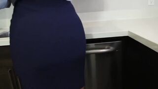 Mommy Rides A Big Dick - POV Blowjob & Hardcore Sex With Huge Boobs Mom