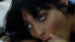 Horny Hottie Gives Blowjob & Rides Big Dick For A Wild Orgasmic Fuck!