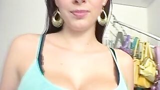 Brunette Bombshell Gianna Micheals Fucks Her Way To Orgasm