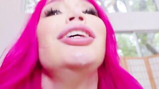 Brazilian Bubble Butt Cutie Puts on an Erotic Dance Show