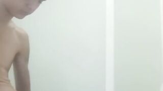 Amateur Hunk's Solo Masturbation Session - Gay4Pay