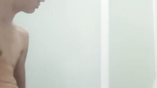 Amateur Hunk's Solo Masturbation Session - Gay4Pay