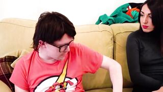 Porn Producer's Dream Come True - Blow Job Queen Gives A Top Notch Performance