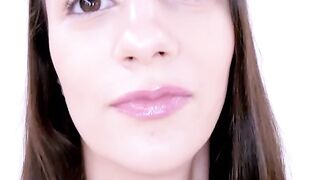 Hot & Bothered - Geek Chick Gets Fucked By A Handsome Customer