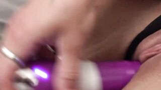 Mature Milf Terri Sullivant Uses Sex Toys to Satisfaction
