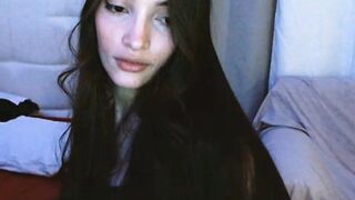 Amature Girl Next Door Sucks Her Boyfriend's Dick In Bed And Gets A Facial