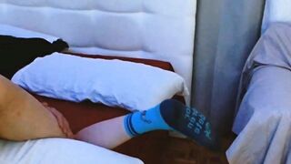 Amature Girl Next Door Sucks Her Boyfriend's Dick In Bed And Gets A Facial