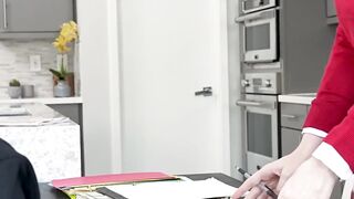 Horny Housewife Hottie Ariel Daring Fucks Her Teacher In Class - POV
