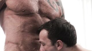 Dallas Steele's Muscle Bear Fucks Hunk Logans Ass Raw