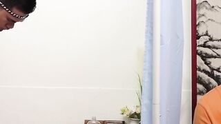 Asian Therapist Gives Client Wild Massage Experience