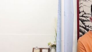 Asian Therapist Gives Client Wild Massage Experience
