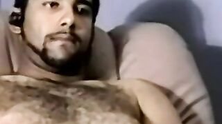 Hairiest Amateur Guy Masturabtes & Squirts On Camera