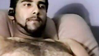 Hairiest Amateur Guy Masturabtes & Squirts On Camera
