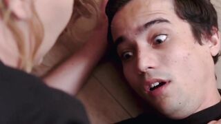 Jeanie Marie Sullivan's Erotic Dance of Passion - Deep Throat Blowjob & Hardcore Sex