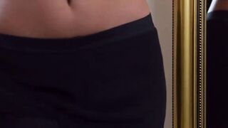 Maria Ry - Sensual Masturbation Session With Mirror Selfie