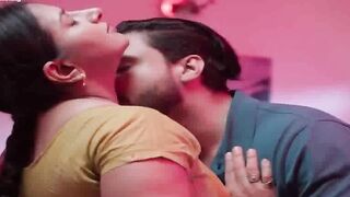 Indian Desi Girl's Hot Dance-Off in Bollywood Style