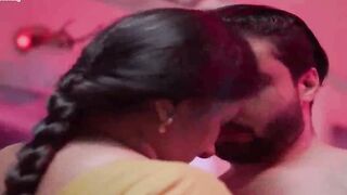 Indian Desi Girl's Hot Dance-Off in Bollywood Style