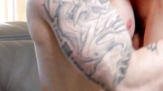 Muscle Hunk Barebacks Raw Ass Fucking - Gay Porn Superstars