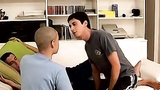 Three's Company - Two Twinks Double Penetrate Bald Dude
