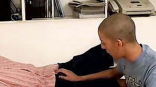 Three's Company - Two Twinks Double Penetrate Bald Dude