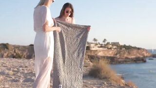 Beach Babe Double Penetration Threesome with Alissah & Luna - PornPros
