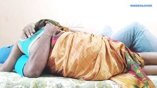 छिनाल आंटी ने ड्राइवर का लंड चूसा और बुर में