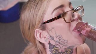 Boss Lady's Knee-Sucking Blowjob - Transgender Babe Sucks And Swallows