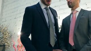 Anal Rough Sex - Weather Man Gets Drilled By Hunk Pornstar Vadim Romanoff